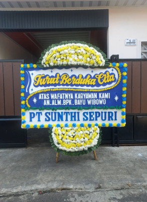 Papan Bunga Duka di Pancuran Kerambil